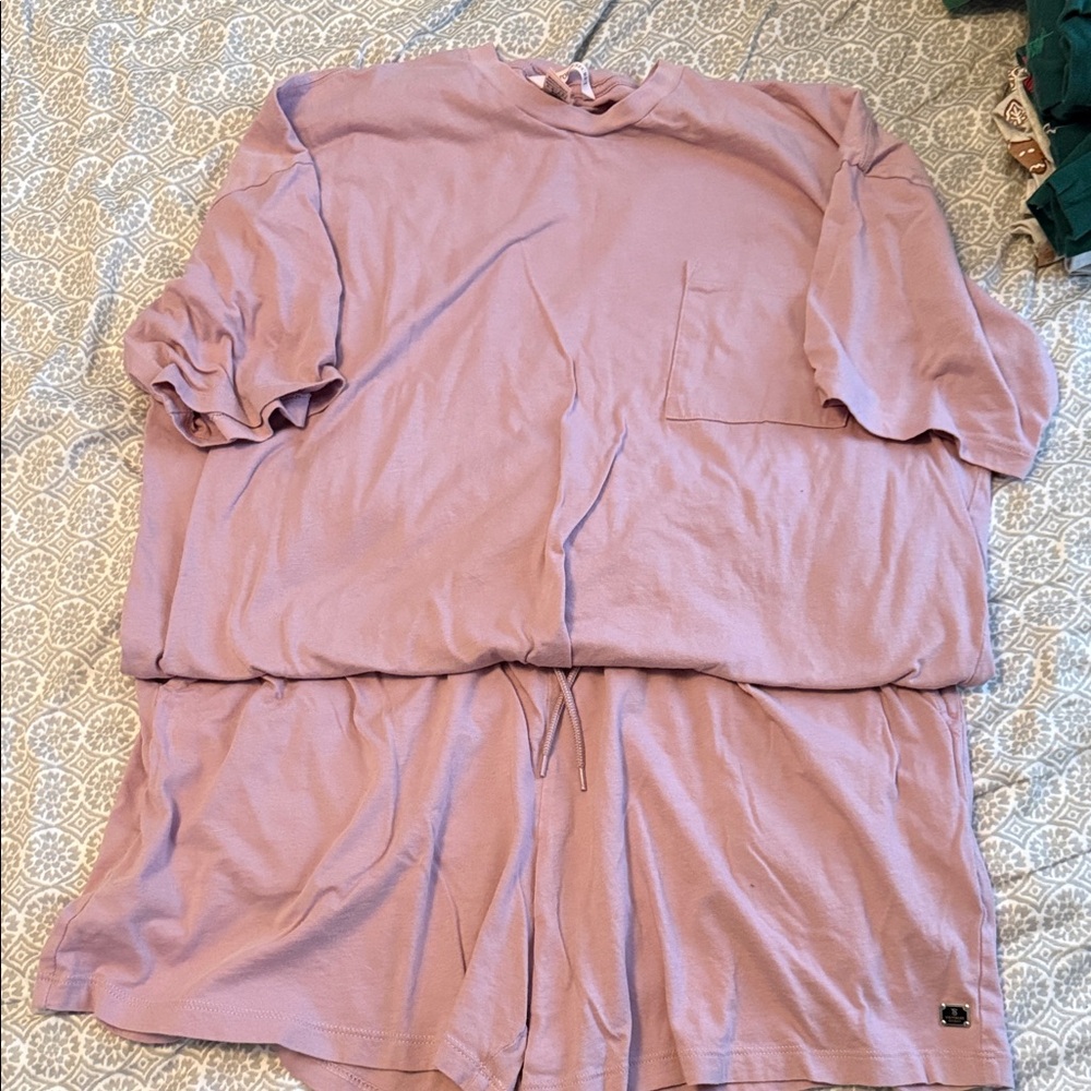 Lavender lounge set